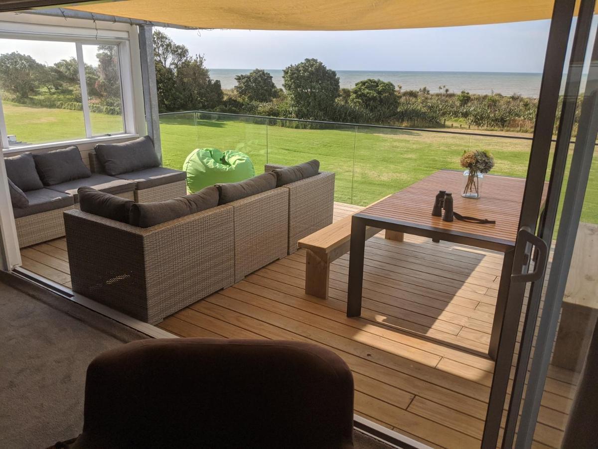 Taranaki Beach House - Great Sea Views Villa Waitara Exterior photo